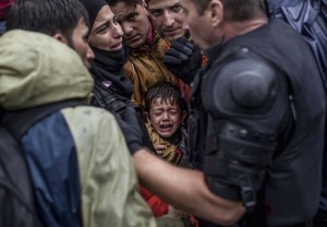 Distressed Syrian boy (Manu Brabo:AP) Sept 28  2015