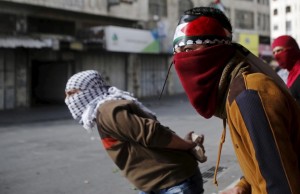 Pal protesters near Hebron 11:4:2015 (Mussa Qawasma:Reuters) Nov 5 2015