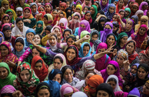 Kashmiri women protest August 2015 (Yawar Nazir: Getty Images ) Mar 7 2017