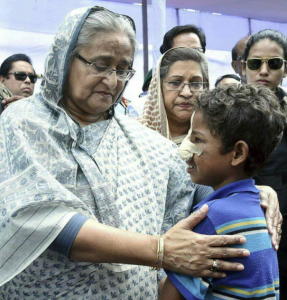 Sheikh Hasina with Rohingya boy Oct 21 2017